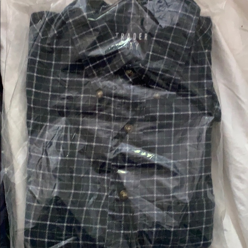 *NEW* Plaid Flannel Blue, Green, White! Large